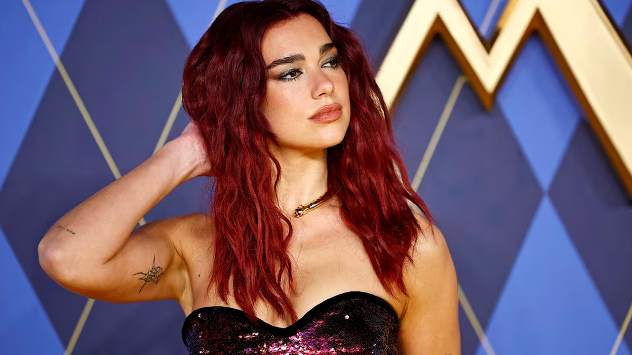 Dua Lipa celebra su cumpleaños 29 con asombroso bikini y así lo presumió en sus redes sociales