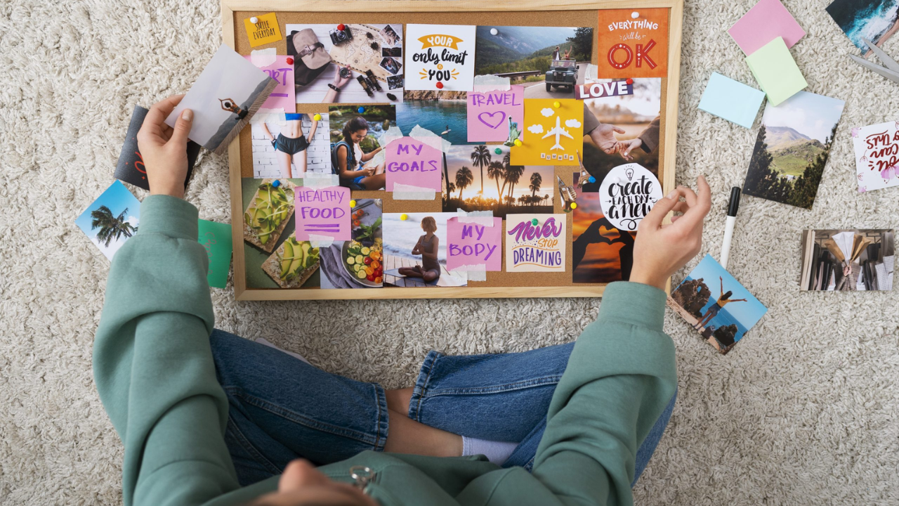 Cómo crear un vision board para 2025: Una guía para manifestar tus sueños y metas