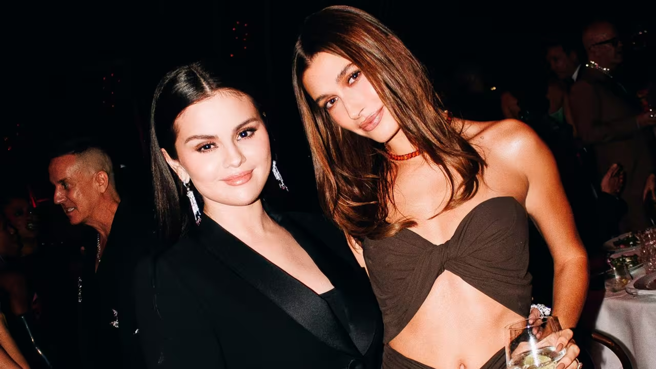 Hailey Bieber se une a la celebración del compromiso de Selena Gomez con Benny Blanco