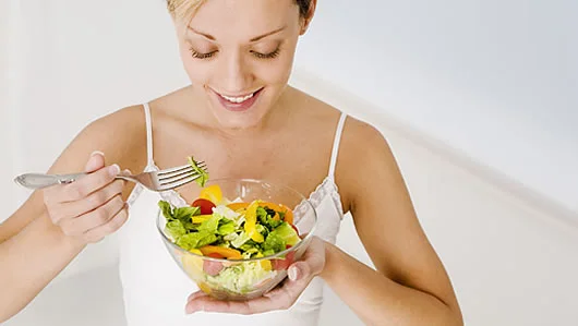 Nutrición cerebral: el menú que tu mente necesita para brillar