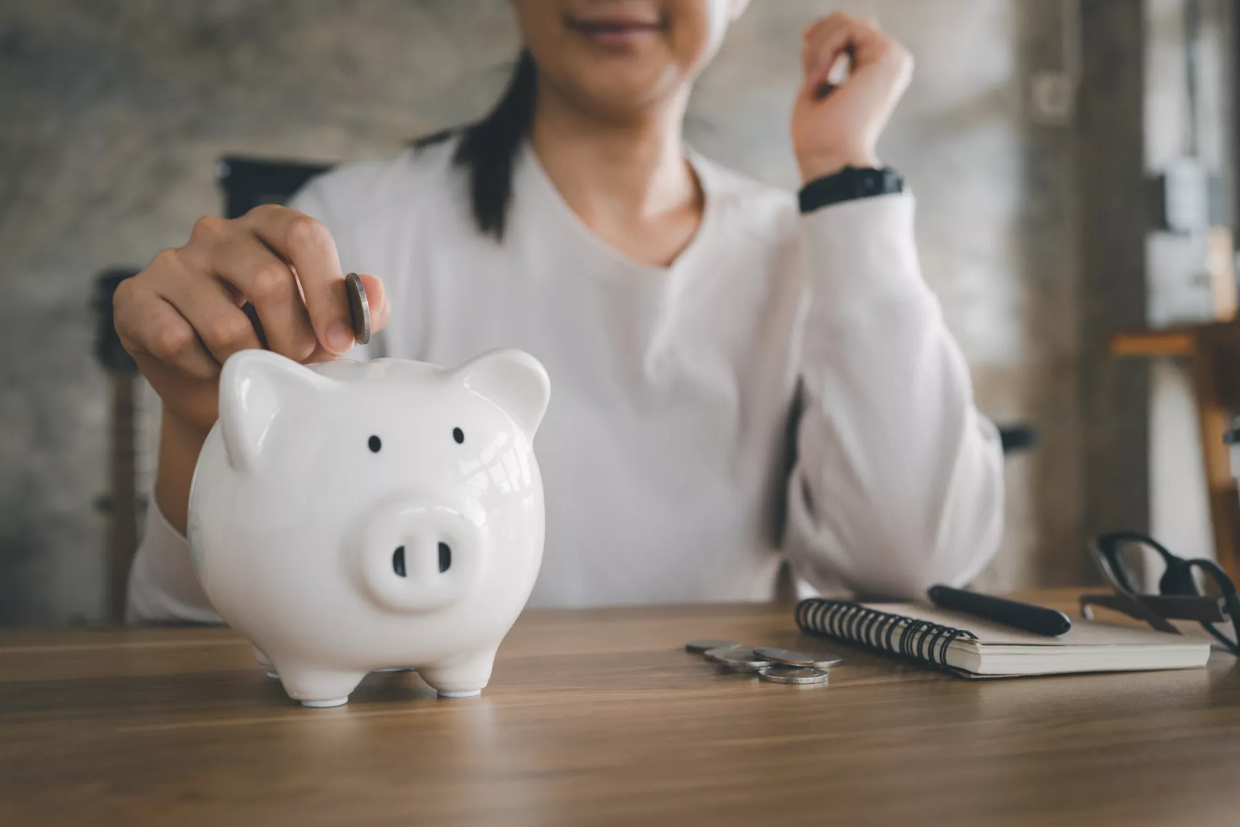 Inteligencia financiera para chicas que quieren comerse el mundo (sin que el dinero se las coma a ellas)