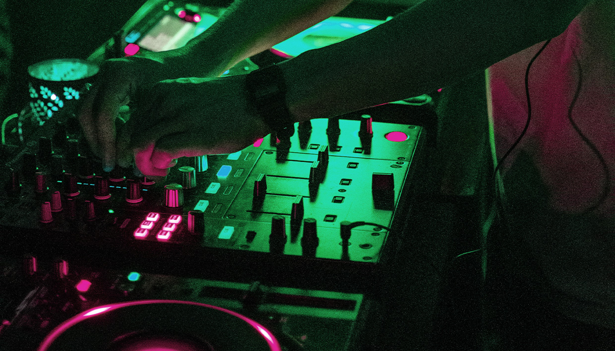 ¡El house regresó! Y así es como está tomando las pistas, los charts y tus playlists