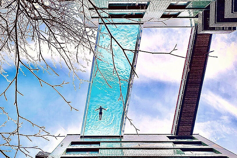 Nadar sobre la ciudad: la experiencia más extrema del lujo