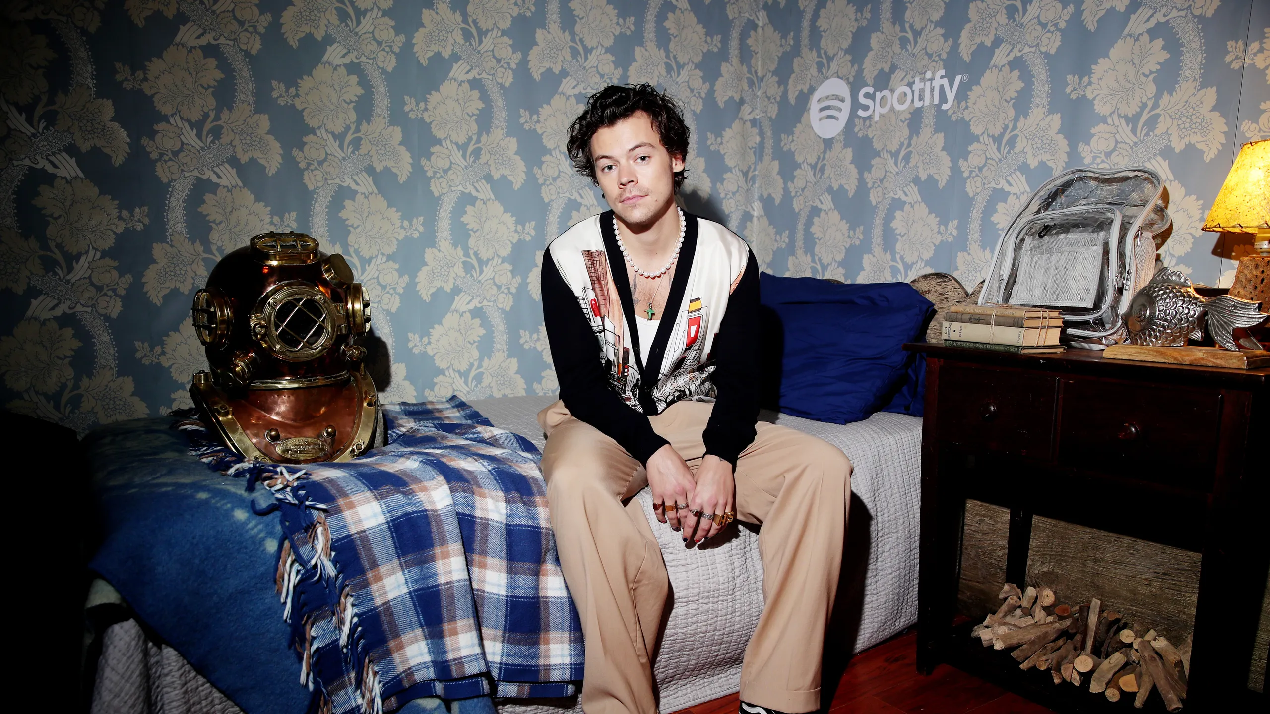 Olvídate del pop: Harry Styles ahora salva al mundo en la pantalla grande