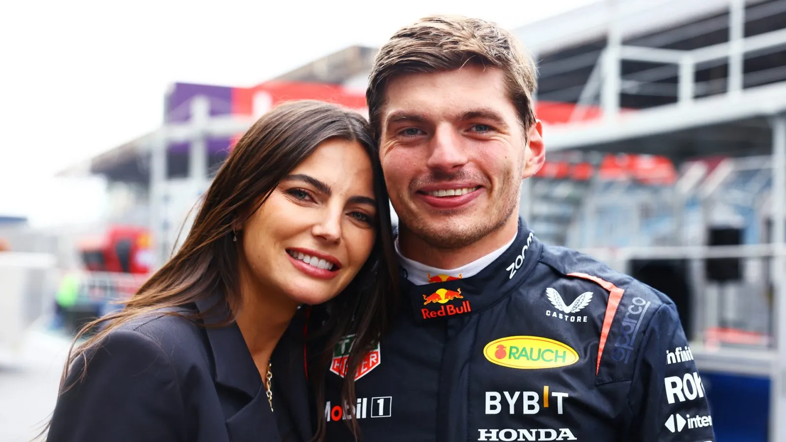 La WAG más elegante del año: Kelly Piquet convierte el paddock en una pasarela Quiet Luxury