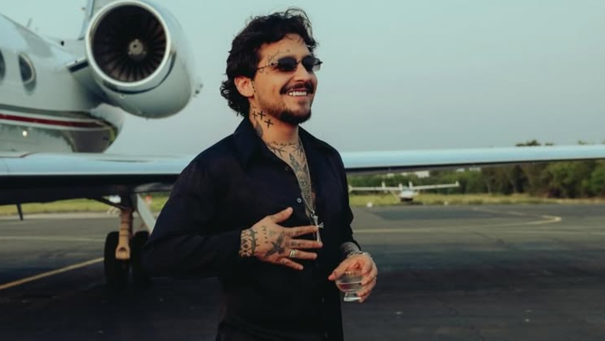 Cristian Nodal demandado por falsificar 32 contratos: ¿fraude o estrategia?