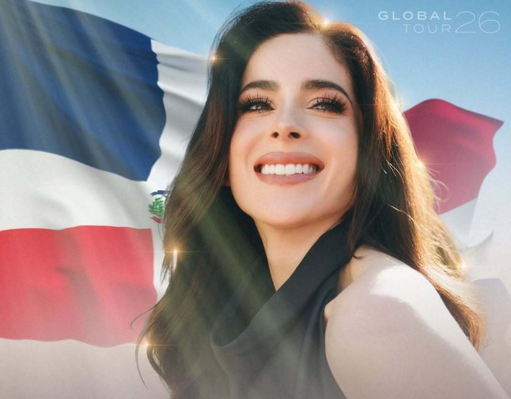 #MissUniverse #FátimaBosch Así fue la llegada más alegre del año: Miss Universe 2025 conquista República Dominicana