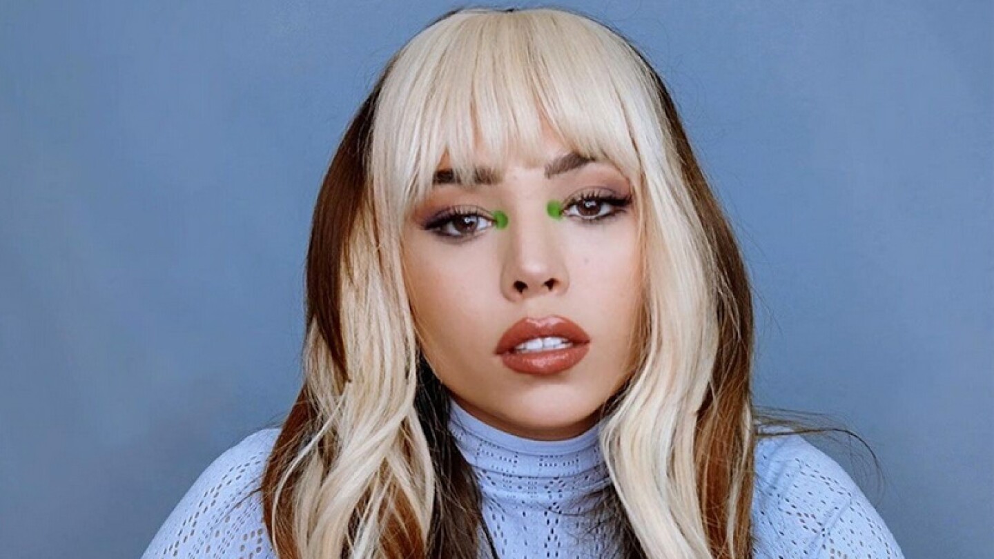 La voz que marcó una generación: Danna revive a Rapunzel y enciende rumores del live action