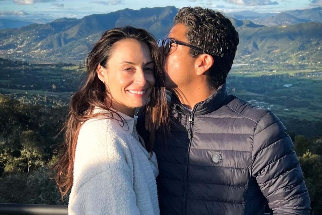 #MarimarVega ¡Amor sin fronteras! Marimar Vega celebra 5 años de matrimonio con un brindis de ensueño en África