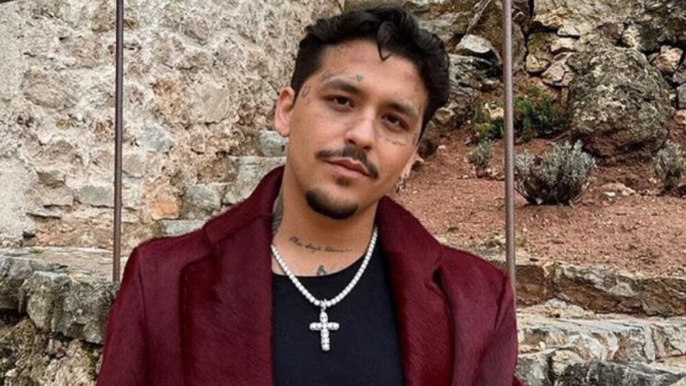 “Nunca me buscó”: ex de Christian Nodal habla de Ángela Aguilar tras revivir su romance de 2016