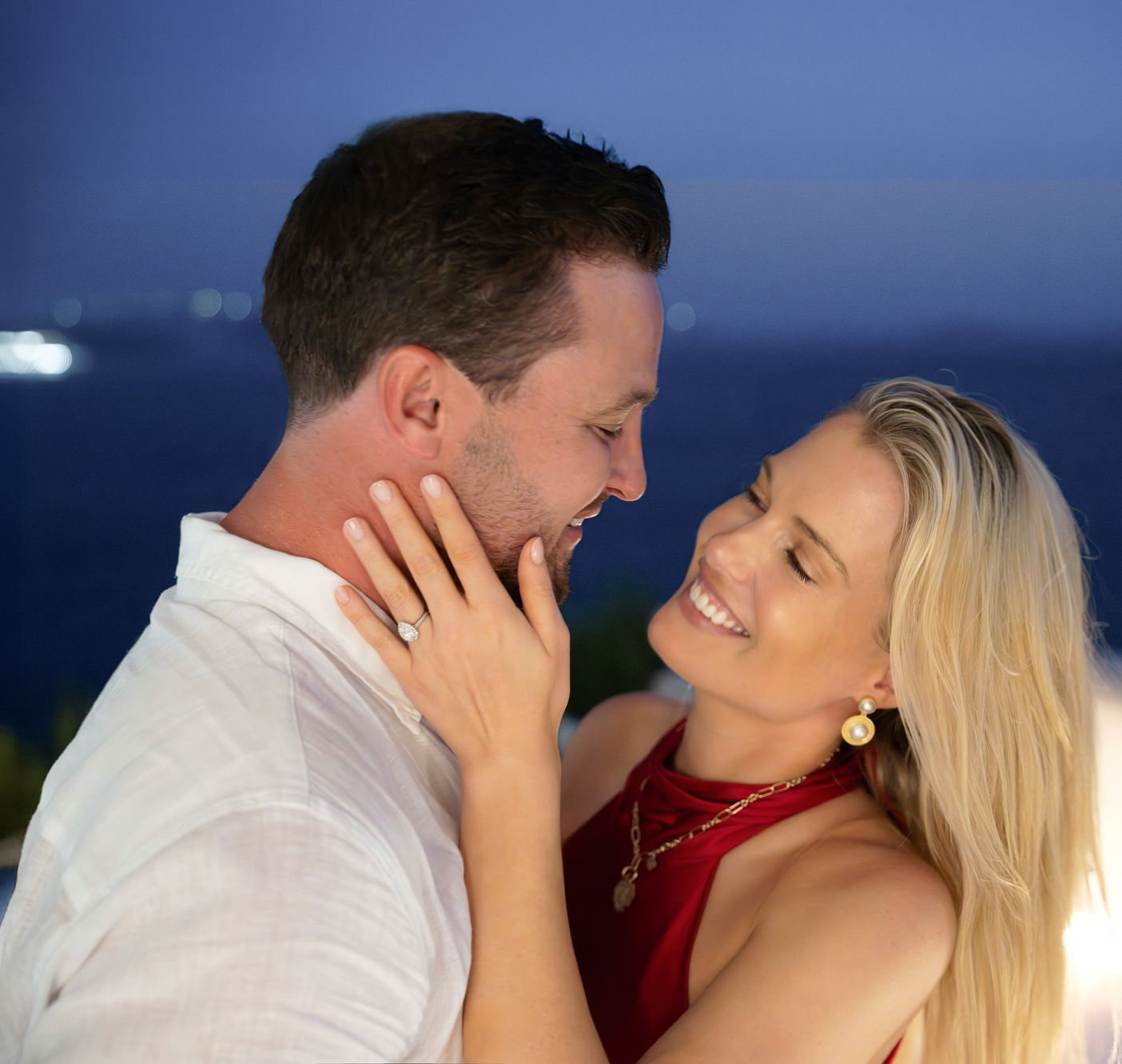 #LadyDi Romance real frente al mar: la sobrina de Lady Di anuncia su compromiso con una fiesta de ensueño