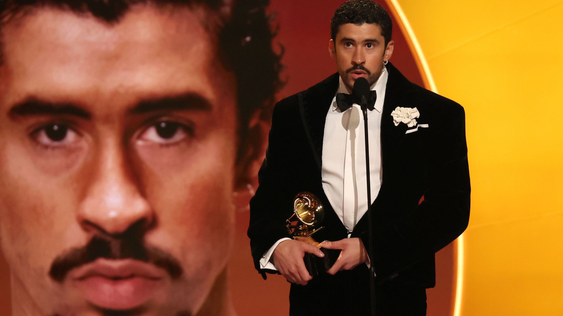 #BadBunny ¡La Casa Blanca explota contra Bad Bunny! ¿Qué dijo realmente y por qué todos están hablando de esto?