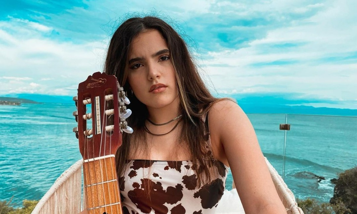 #AlejandroFernández #DinastíaFernández ¡Se le llenaron los ojos de lágrimas! Alejandro Fernández no oculta su orgullo por su hija