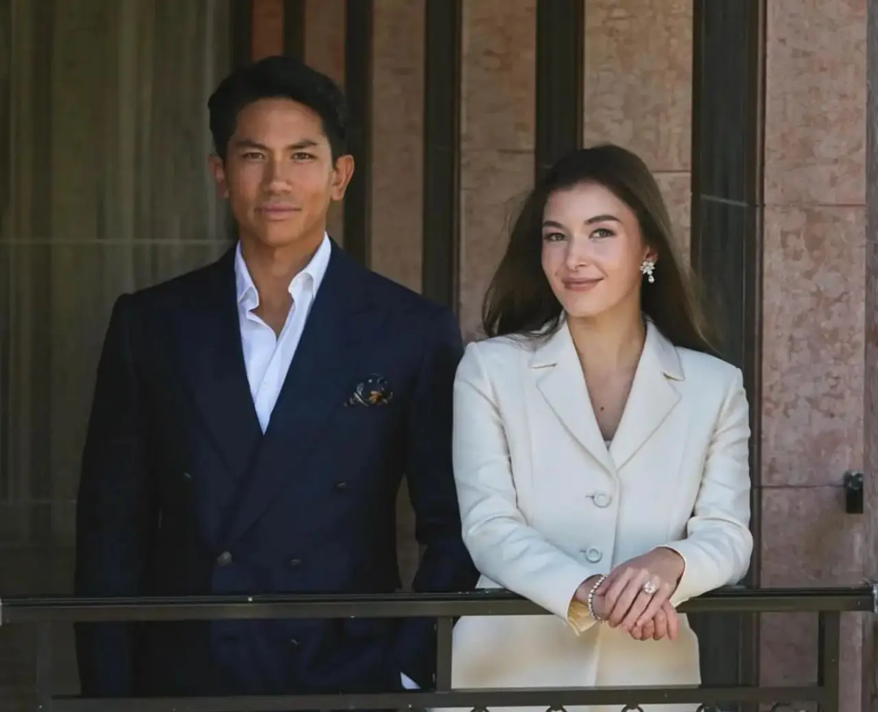 #Realeza #Nacimiento ¡Realeza moderna! Abdul Matten y Anisha de Brunci dan la bienvenida a su primera hija juntos