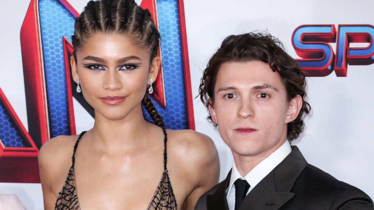 #Zendaya #TomHolland ¡¿Se acabó el compromiso?! Zendaya aparece con misteriosa argolla y desata rumores
