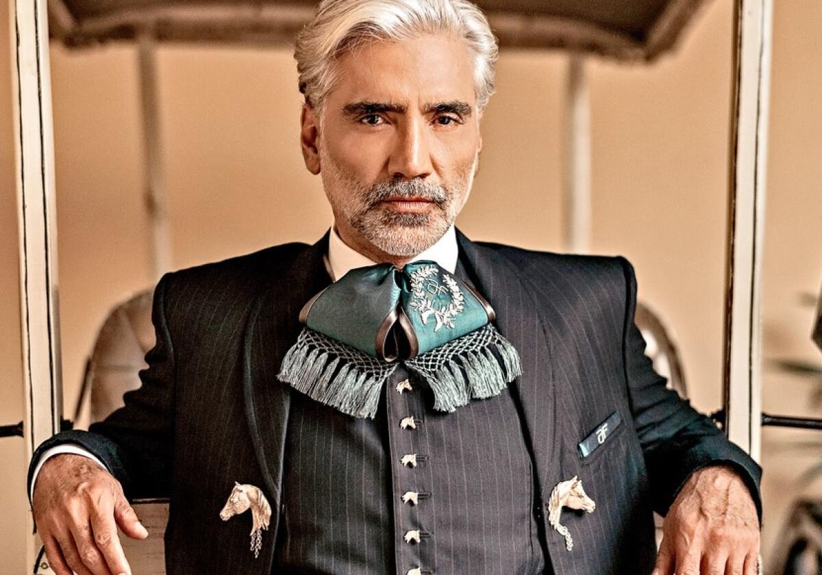 ¡Abuelo enamorado! Alejandro Fernández derrite las redes con el cumpleaños de su nieta Cayetana