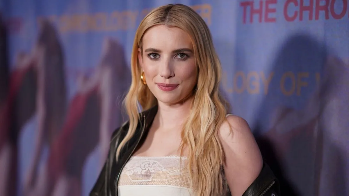 ¡“Surprise, bitch!” Emma Roberts regresa a American Horror Story y los fans están en shock