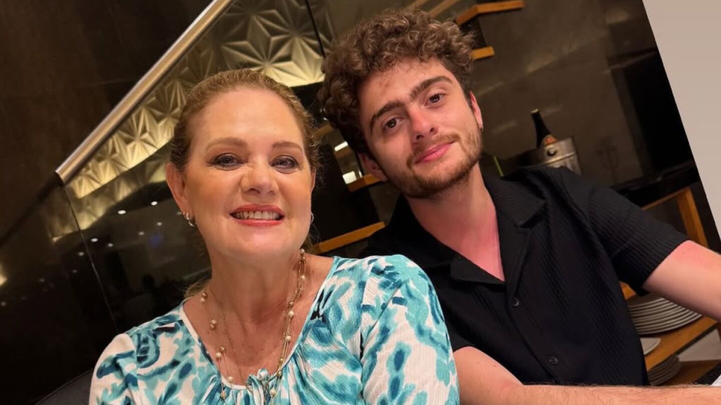 El hijo de Erika Buenfil sorprende con foto junto a su papá… ¡y la reacción de la actriz lo dice todo!