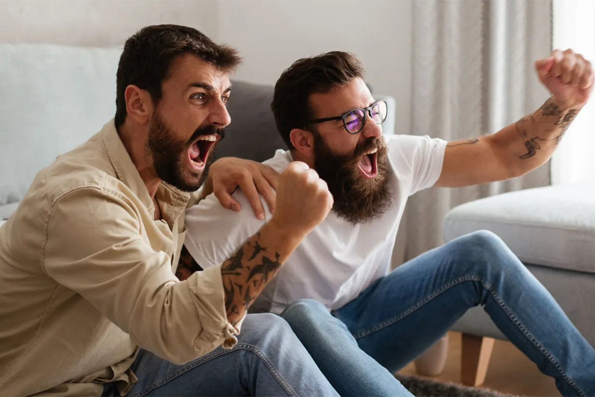 ¿Por qué terminamos gritando frente a la televisión durante los partidos de fútbol?