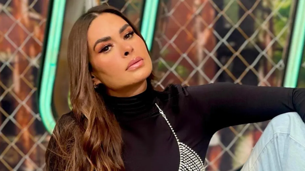 Galilea Montijo derrocha glamour y presume figura de infarto con bikini desde la playa