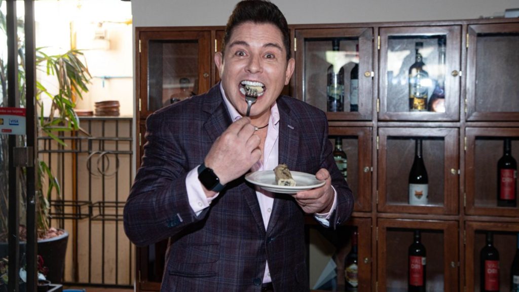 ¿Quién es Ernesto Laguardia? Conoce al primer participante confirmado de La Casa de los Famosos México 2026