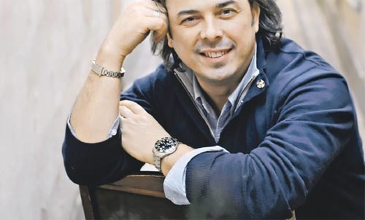 Donato De Santis deja la televisión por un momento y revela su experiencia en la vendimia italiana