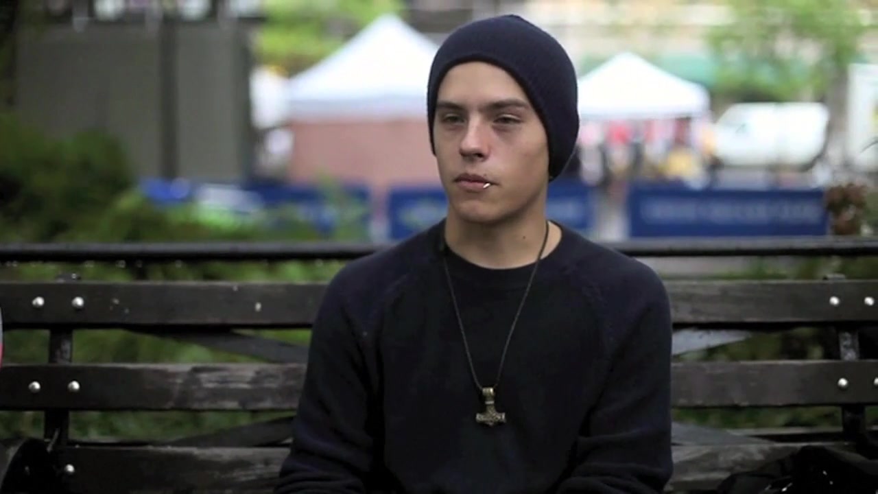 Dylan Sprouse y Barbara Palvin reciben a su primera hija y comienzan una nueva etapa como papás**