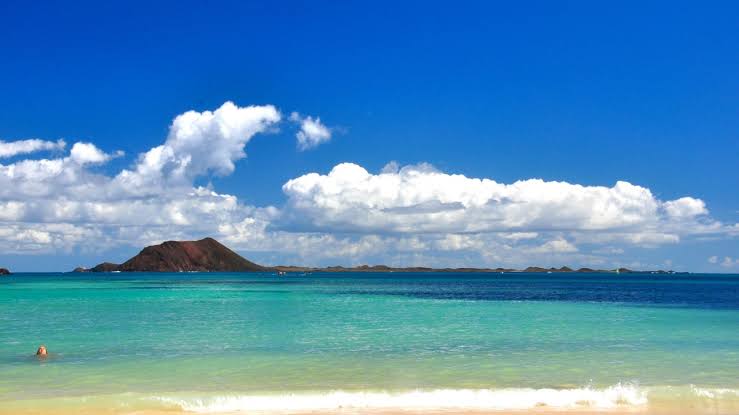 Fuerteventura: la isla donde el verano se niega a terminar