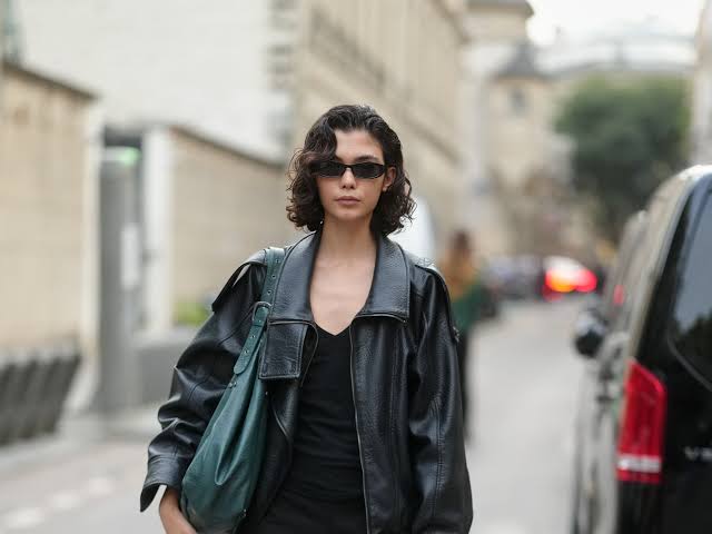 6 peinados en tendencia para otoño-invierno 2026 que estilizan el rostro y crean un efecto lifting natural