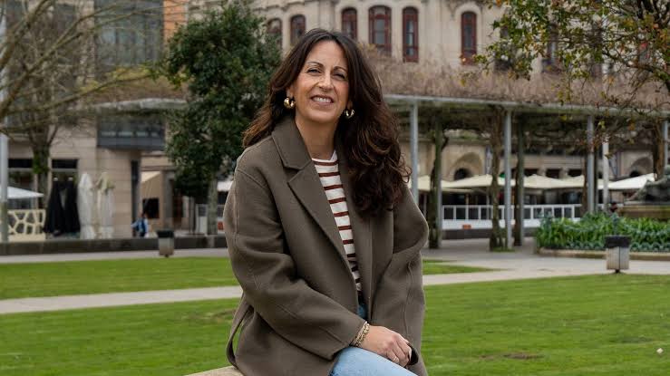 ¿Quieres publicar tu propio libro? Inspírate con Rosa Montero, María Oruña y otras grandes voces de la literatura