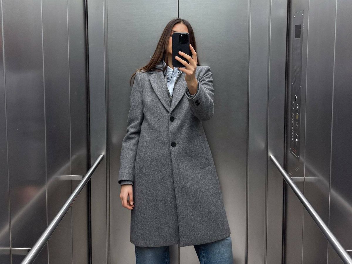 Zara apuesta por la moda de invierno: 7 vestidos, faldas y abrigos que serán imprescindibles esta temporada